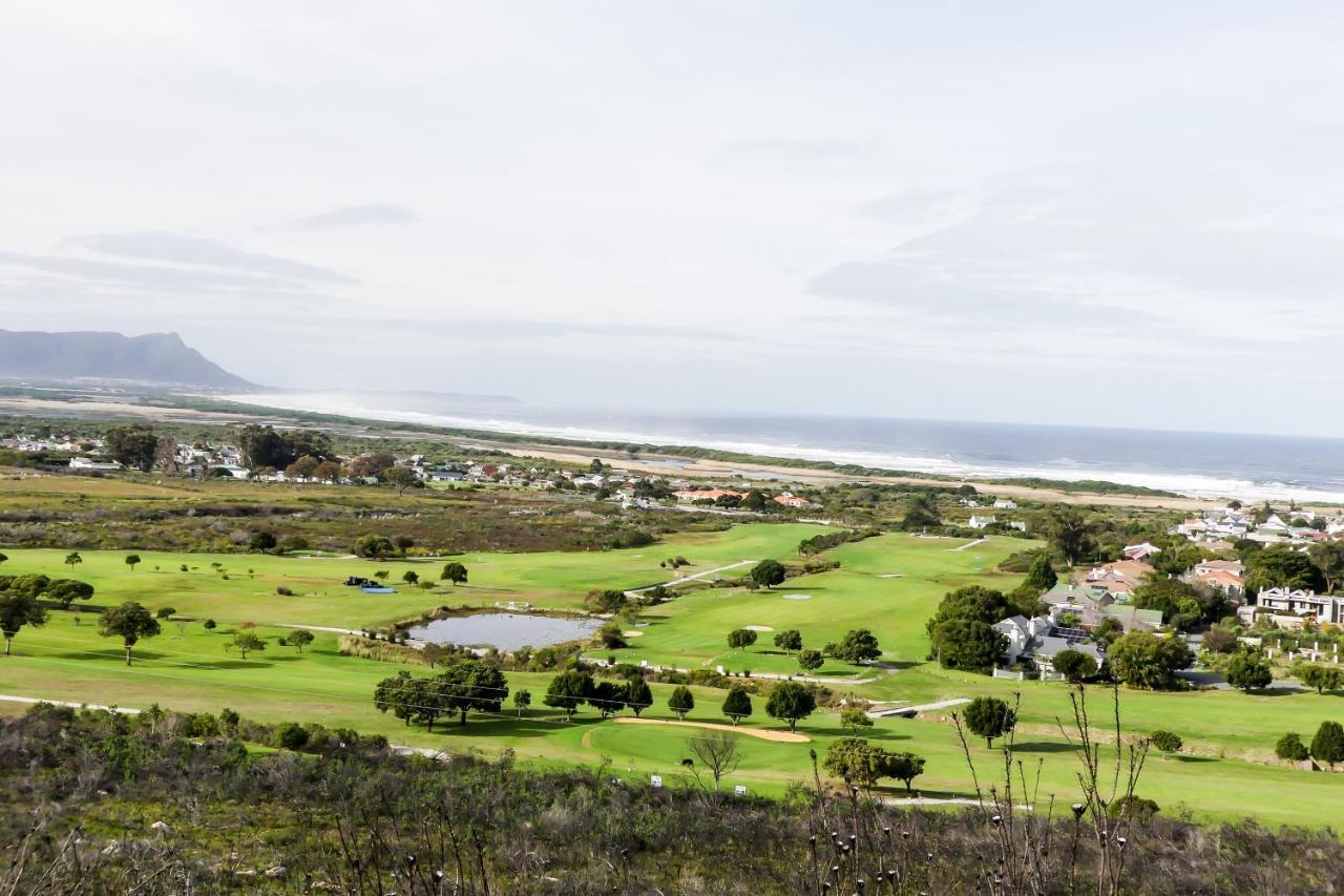 Shalom Self Catering Hotell Kleinmond Exteriör bild
